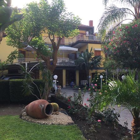 Casa Delle Rose Vila Catânia Exterior foto